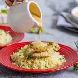 chicken dinner with gravy